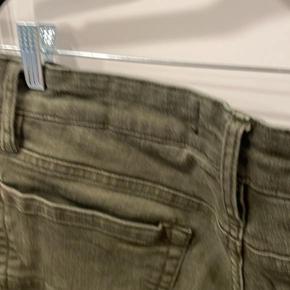 Jordan Craig Legacy Edition Dark Green Shorts Distressed Men’s Size 34 - Picture 14 of 16